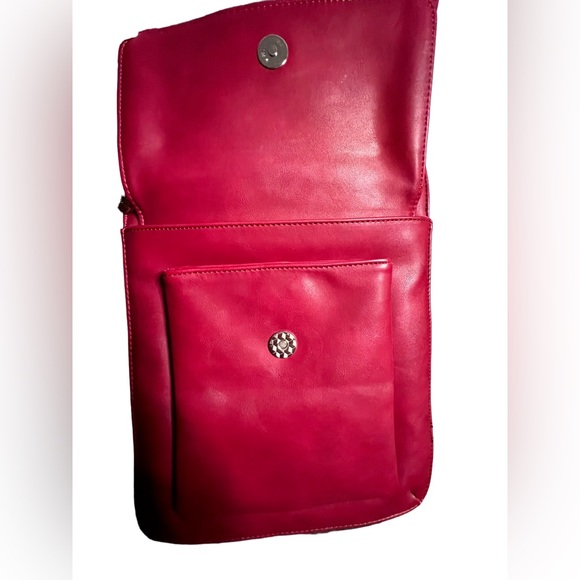 S-Q Flat Crossbody Bag - Picture 3 of 7